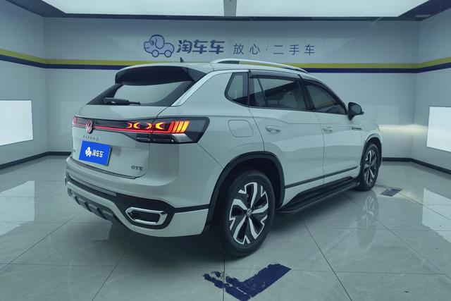 Volkswagen GTE 2023 280 TSI Plus — фото 3