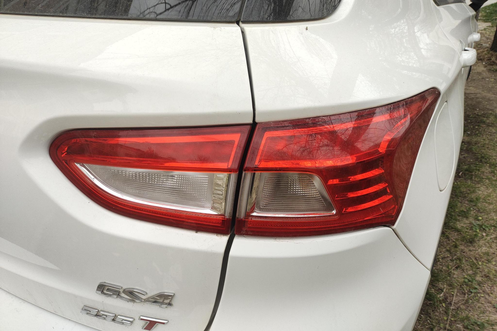 GAC GS4 2016 235T MT Luxury