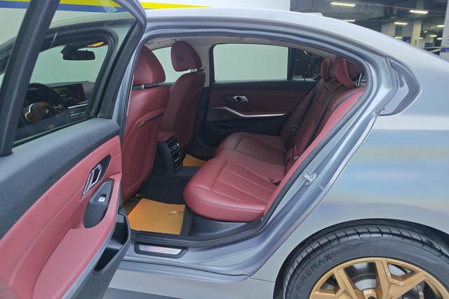 BMW i3 2022 e Drive 35 L — фото 16