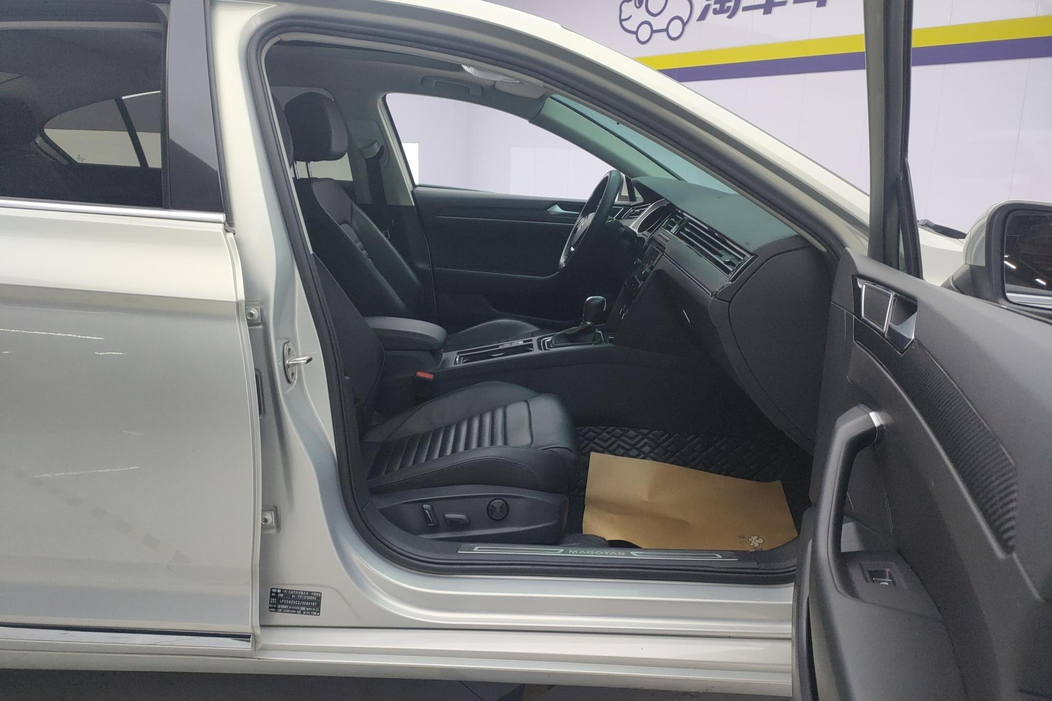 Volkswagen Magotan 2018 330TSI DSG Lead