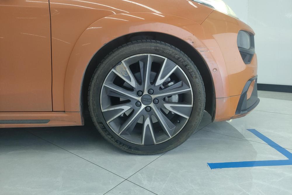 Lynk & Co 02 Hatchback, фото 9