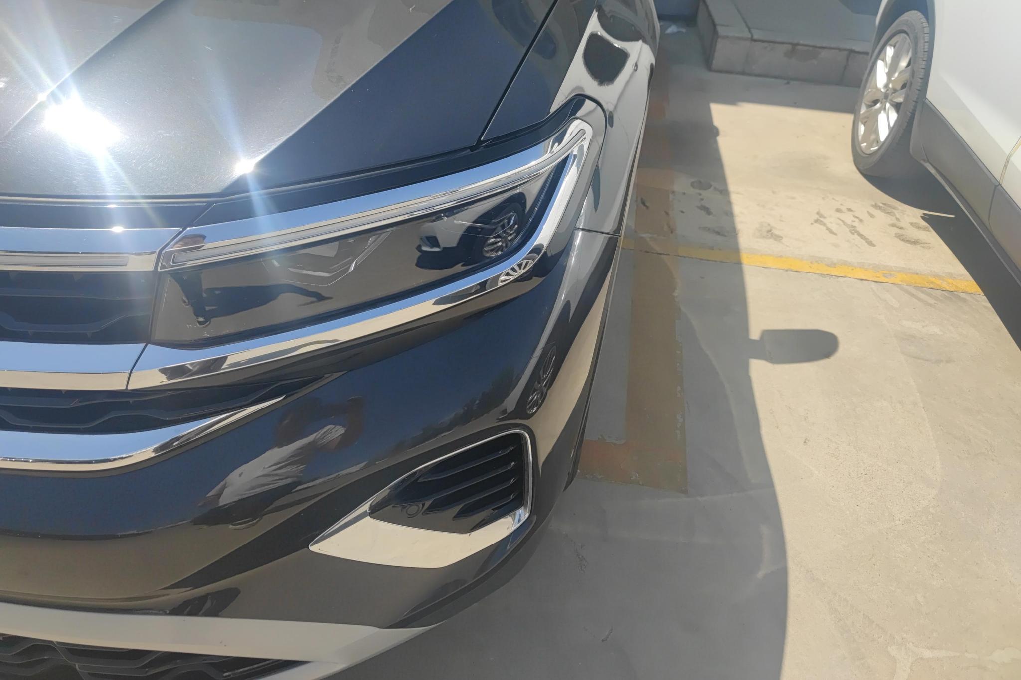 Volkswagen Viloran 2021 380TSI Luxury Pro