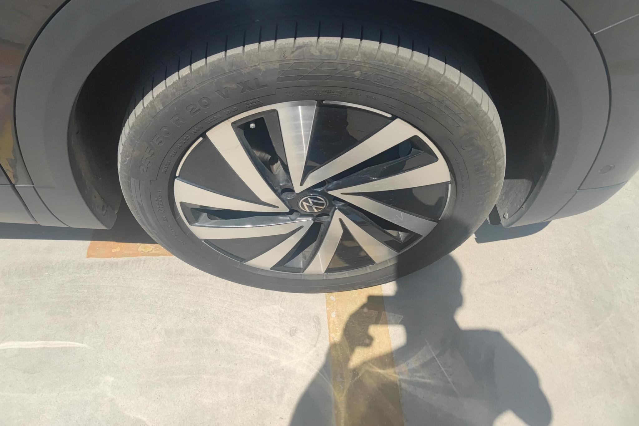 Volkswagen Viloran 2021 380TSI Luxury Pro