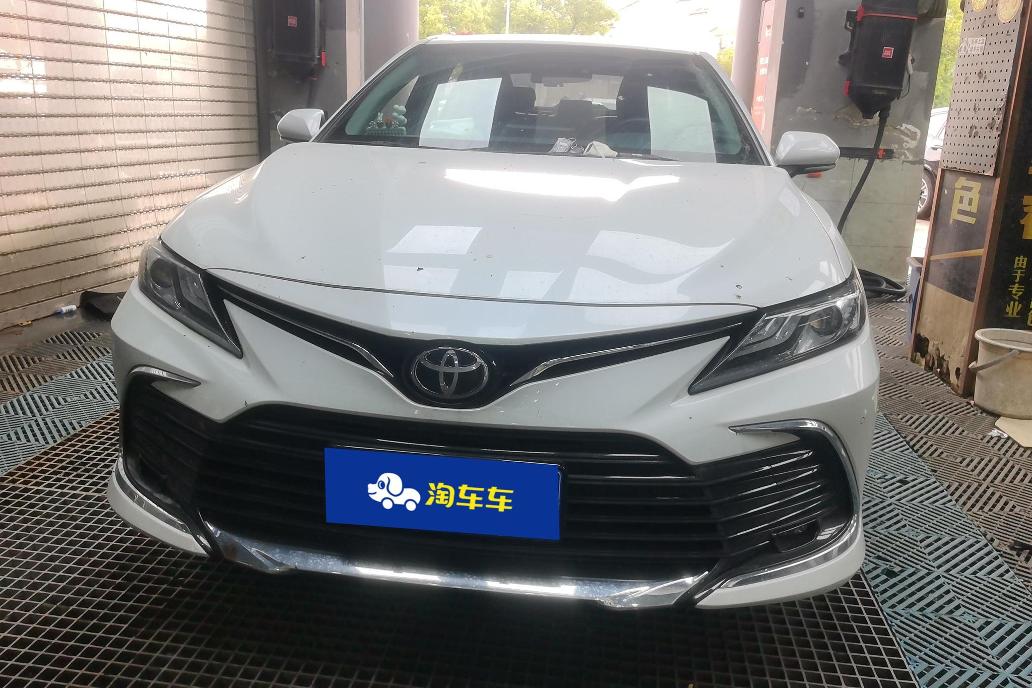 Toyota Camry id 4438054 из Китая 14