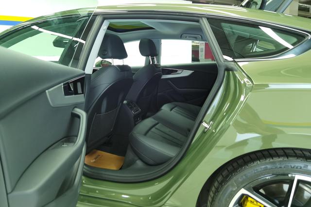 Audi A5 2024 Sportback 40 TFSI — фото 15