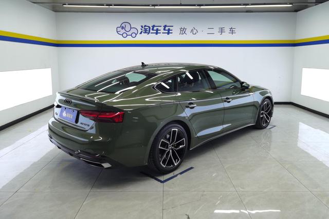 Audi A5 2024 Sportback 40 TFSI — фото 3