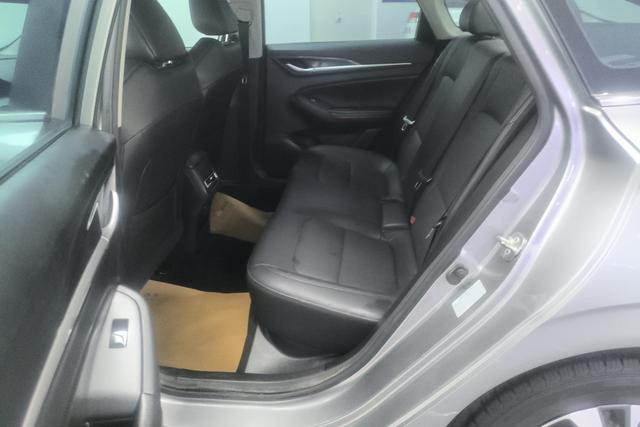Changan Eado 2020 PLUS 1.6 L GDI CVTLuxury — фото 16