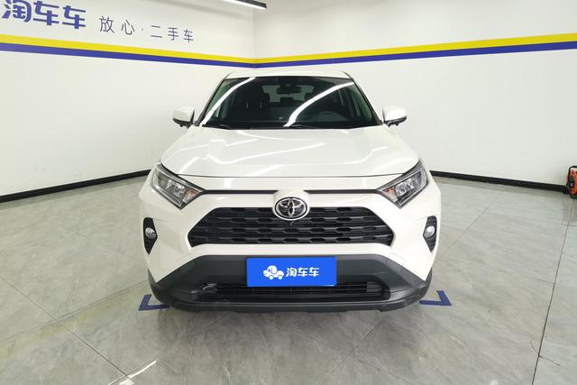 Toyota RAV4 2020 2.0 L CVT 2 WD — фото 2