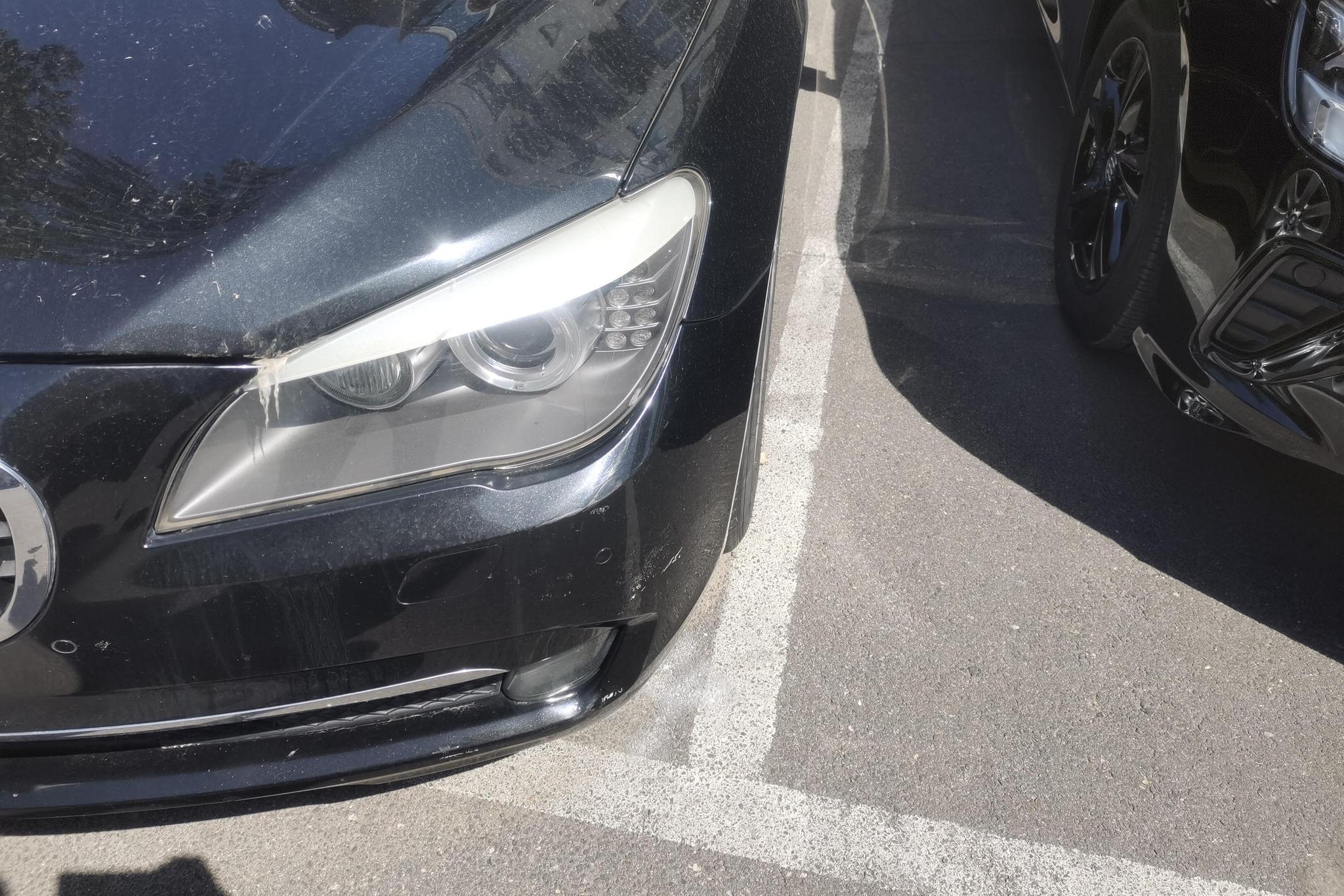 BMW 7 Series 7 2011 750Li xDrive