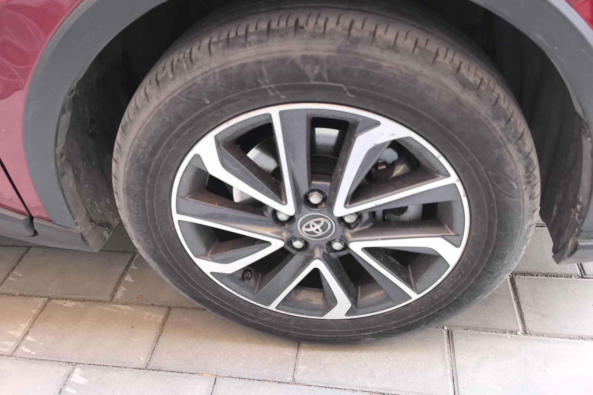 Toyota Izoa 2021 2.0L