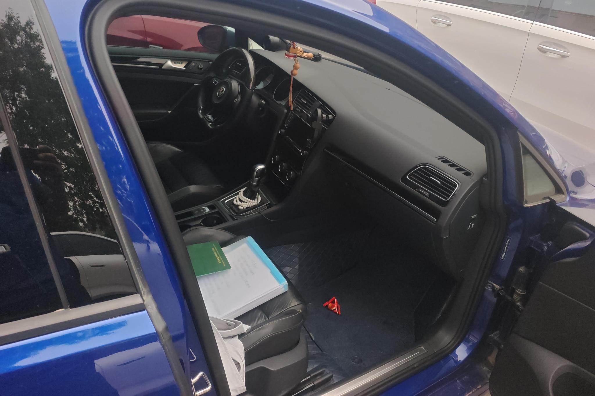 Volkswagen Golf 2015 2.0TSI R