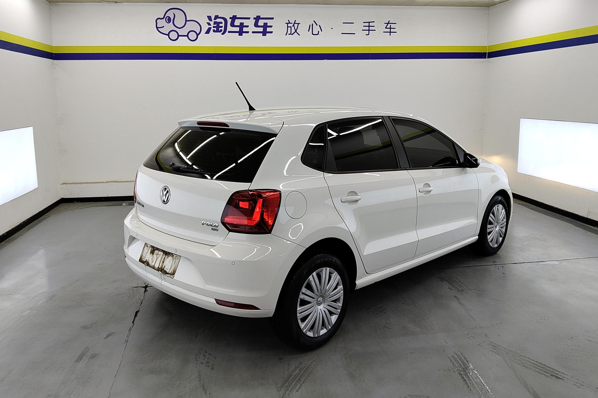 Volkswagen Polo 2018 1.5L AT