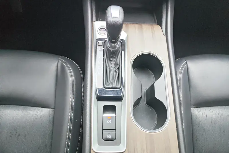 Nissan Teana 2.0 L XL Comfort — фото 9