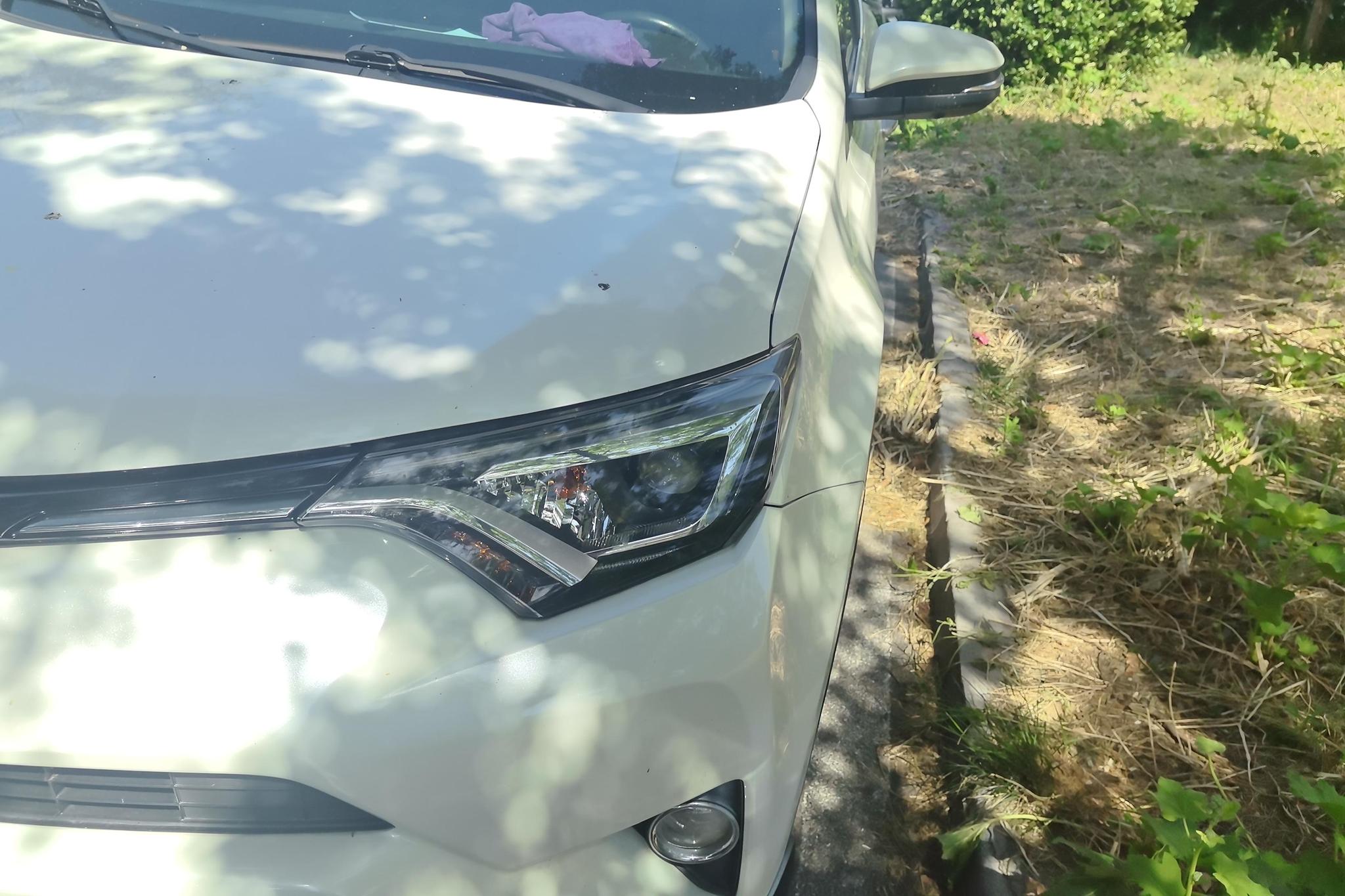 Toyota RAV4 2016 2.5L AT Elite