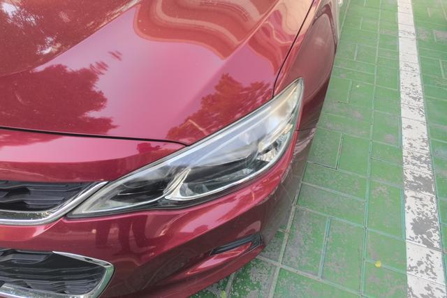 Chevrolet Cavalier 2019 320 MT — фото 4
