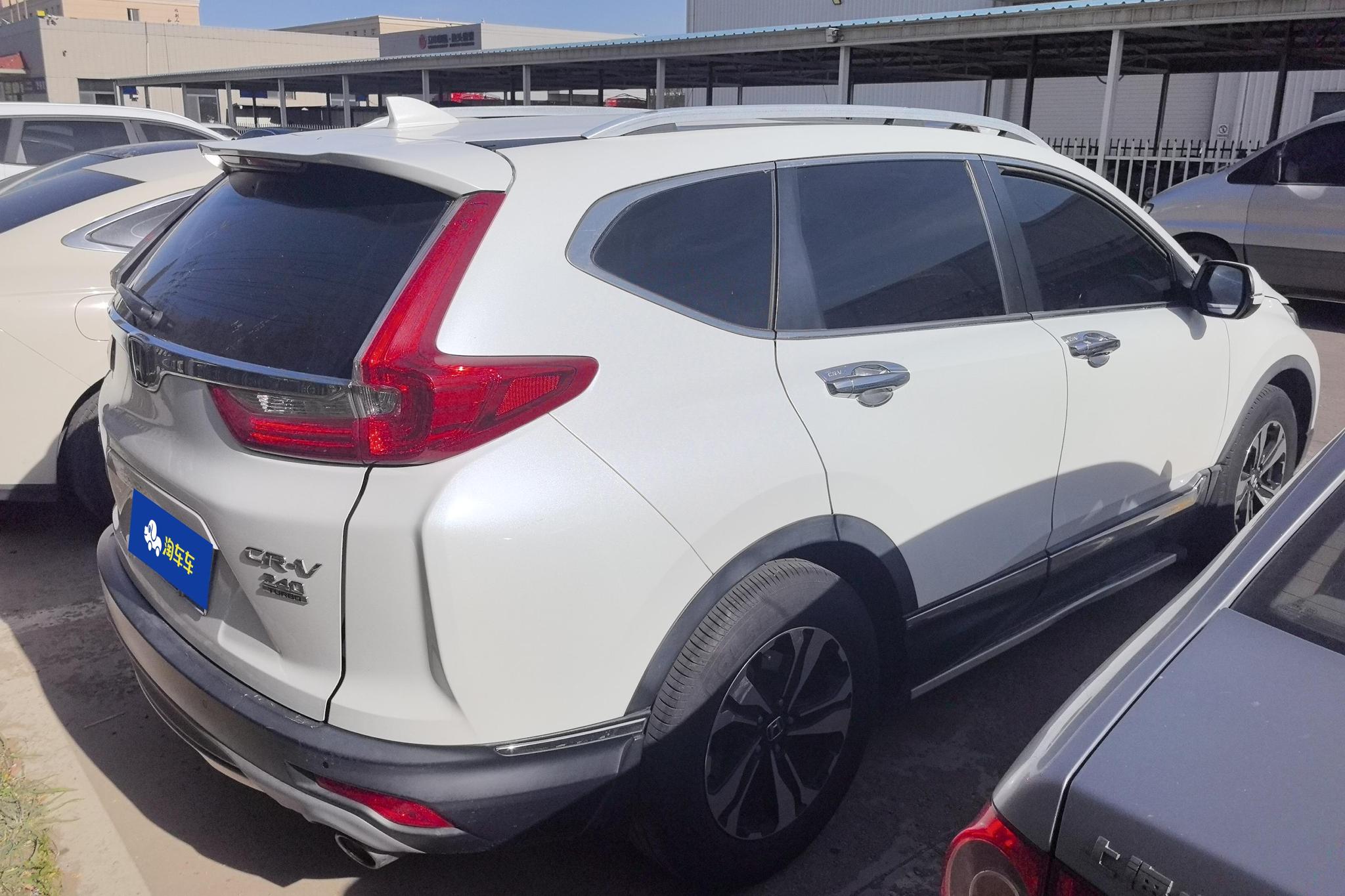 Honda CR-V 2017 240TURBO CVT