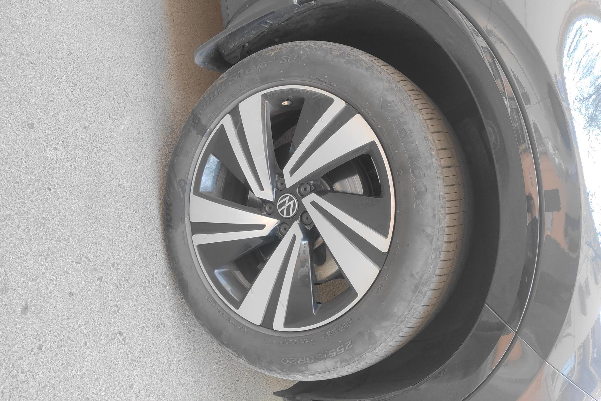 Volkswagen Tavendor 2023 380TSI R-Line
