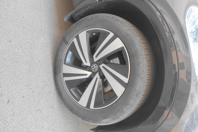 Volkswagen Tavendor 2023 380 TSI 4 WDR-Line — фото 8