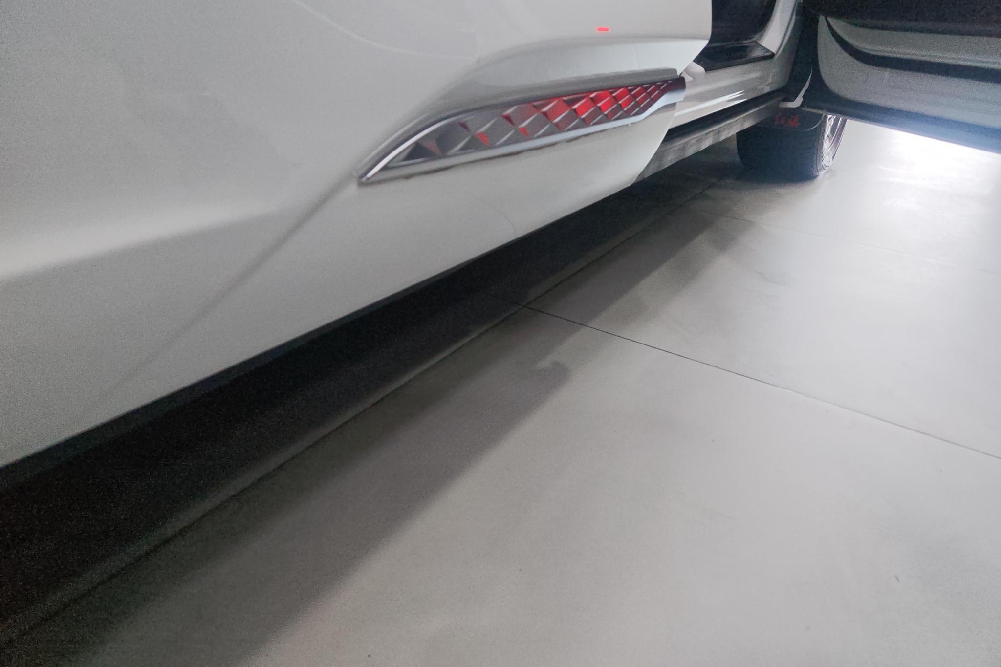 Hongqi HS3 PHEV 2024 115km