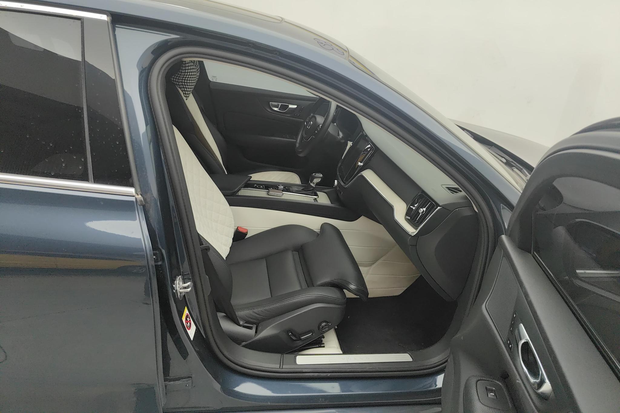 Volvo S60 2021 T4 Luxury