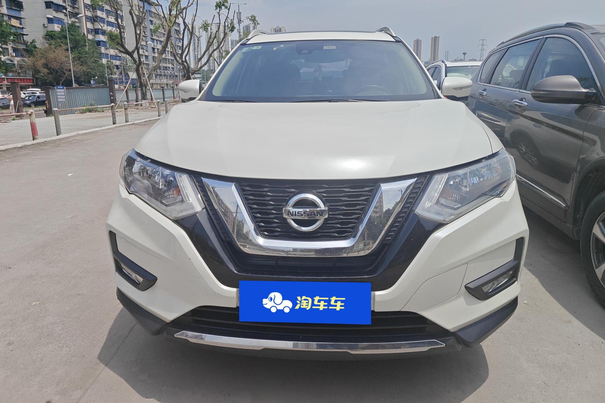 Nissan X-Trail 2019 2.0L CVT мест Comfort 2WD