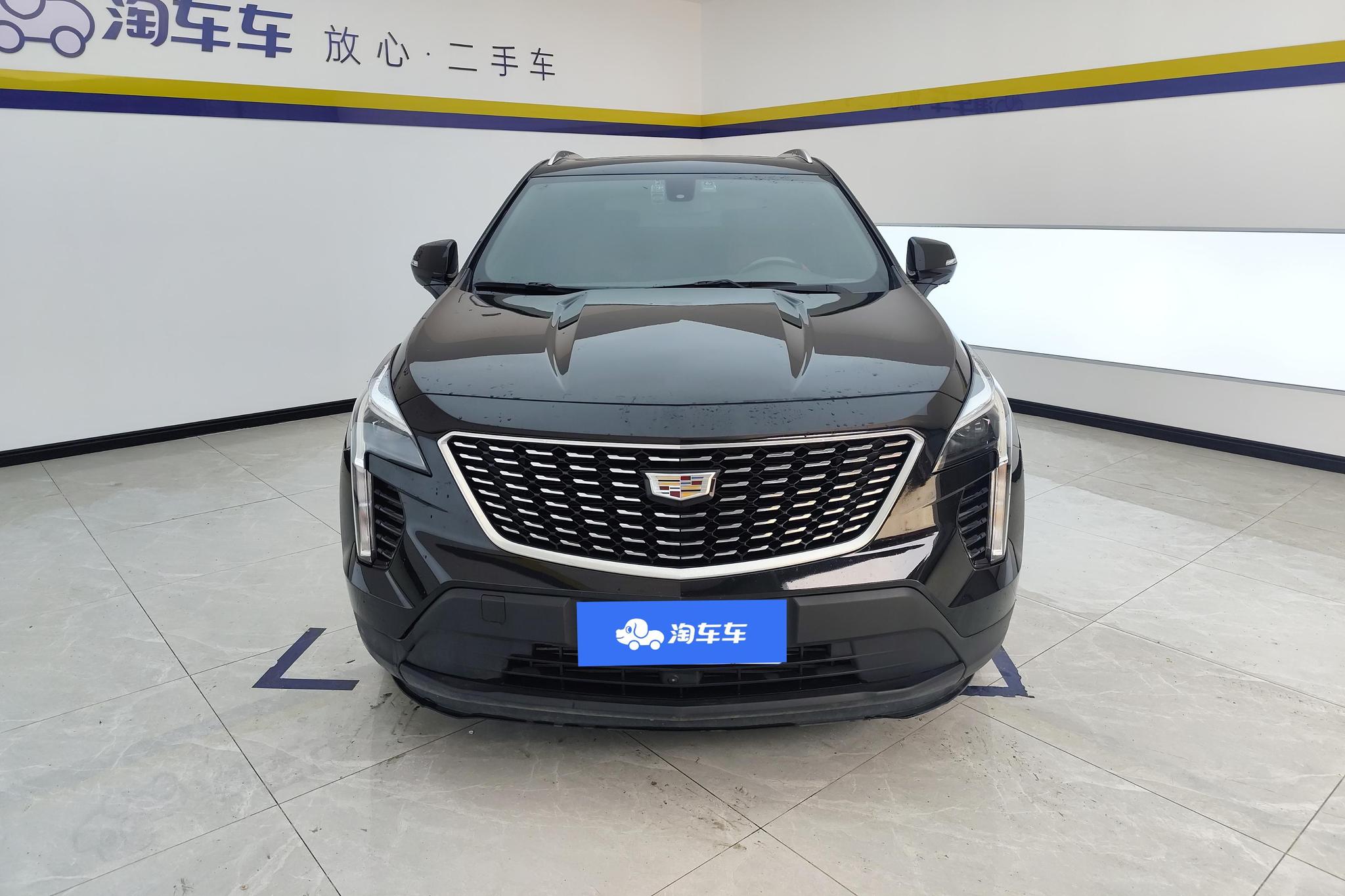 Cadillac XT4 2021 28T