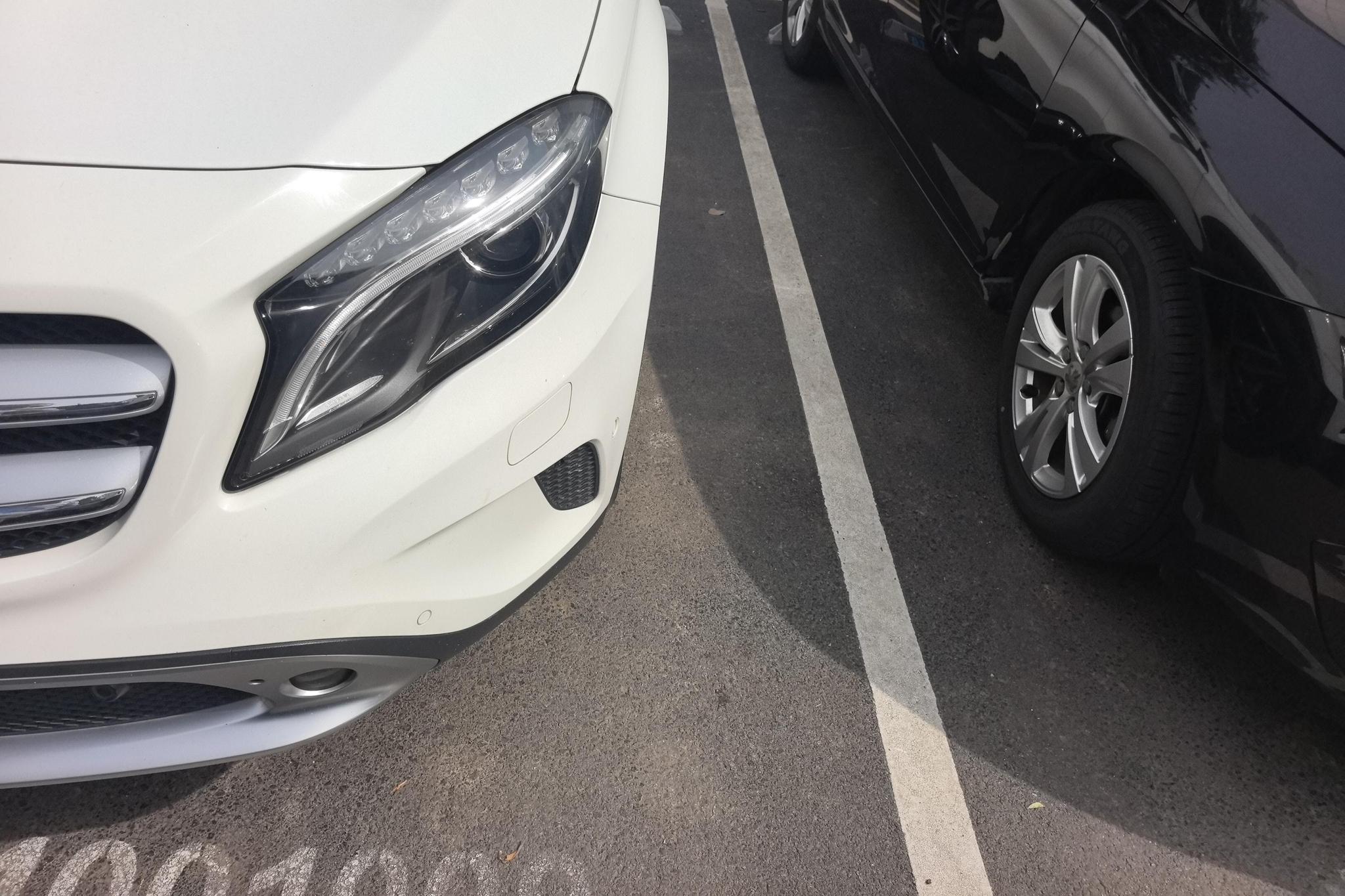 Mercedes-Benz GLA 2017 GLA 200 Fashion