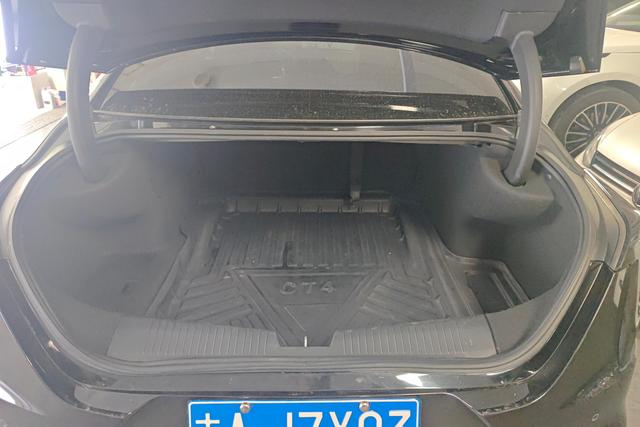 Cadillac CT4 2022 28 T Premium — фото 17