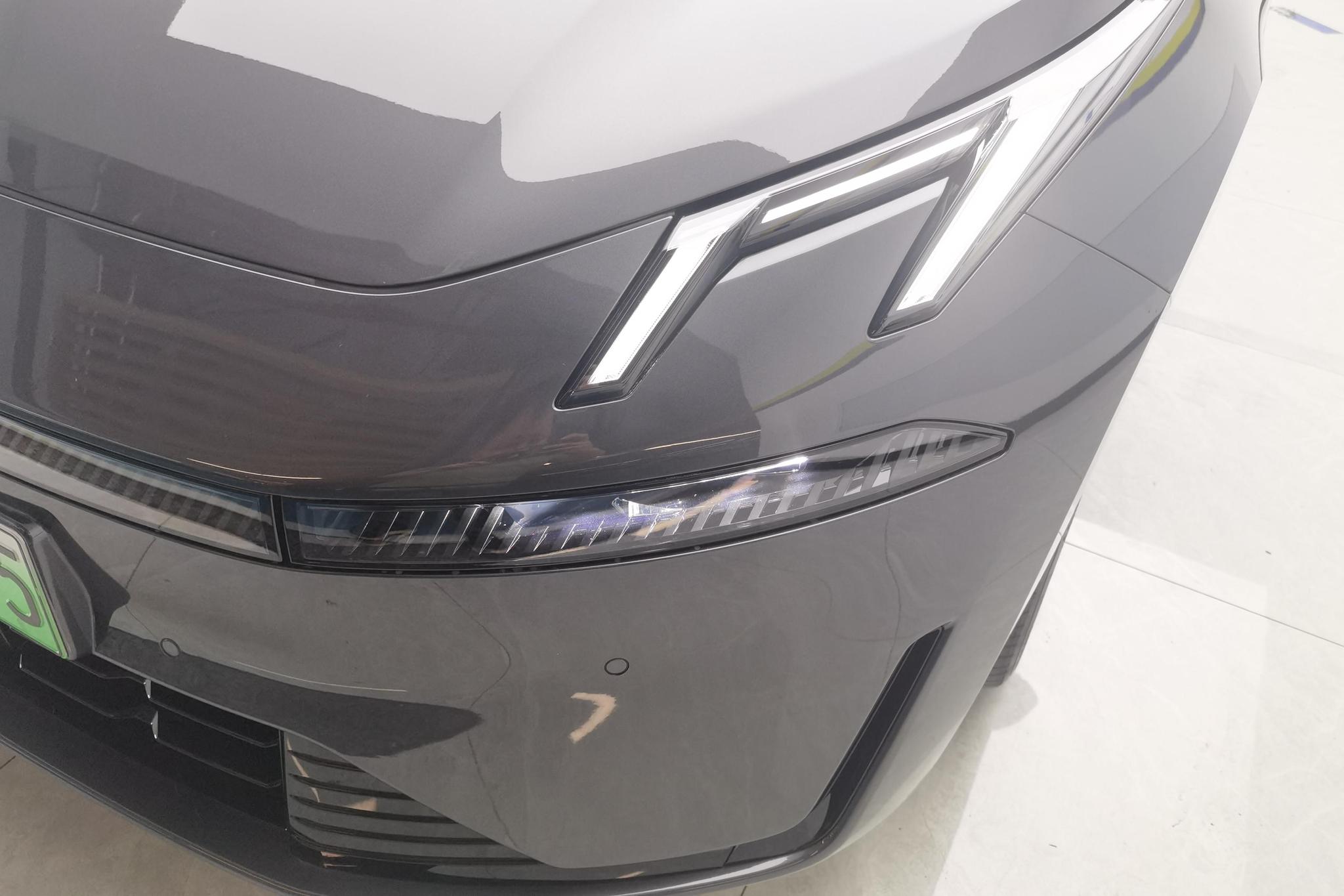 Lynk & Co 07 EM-P 2024 126 Halo