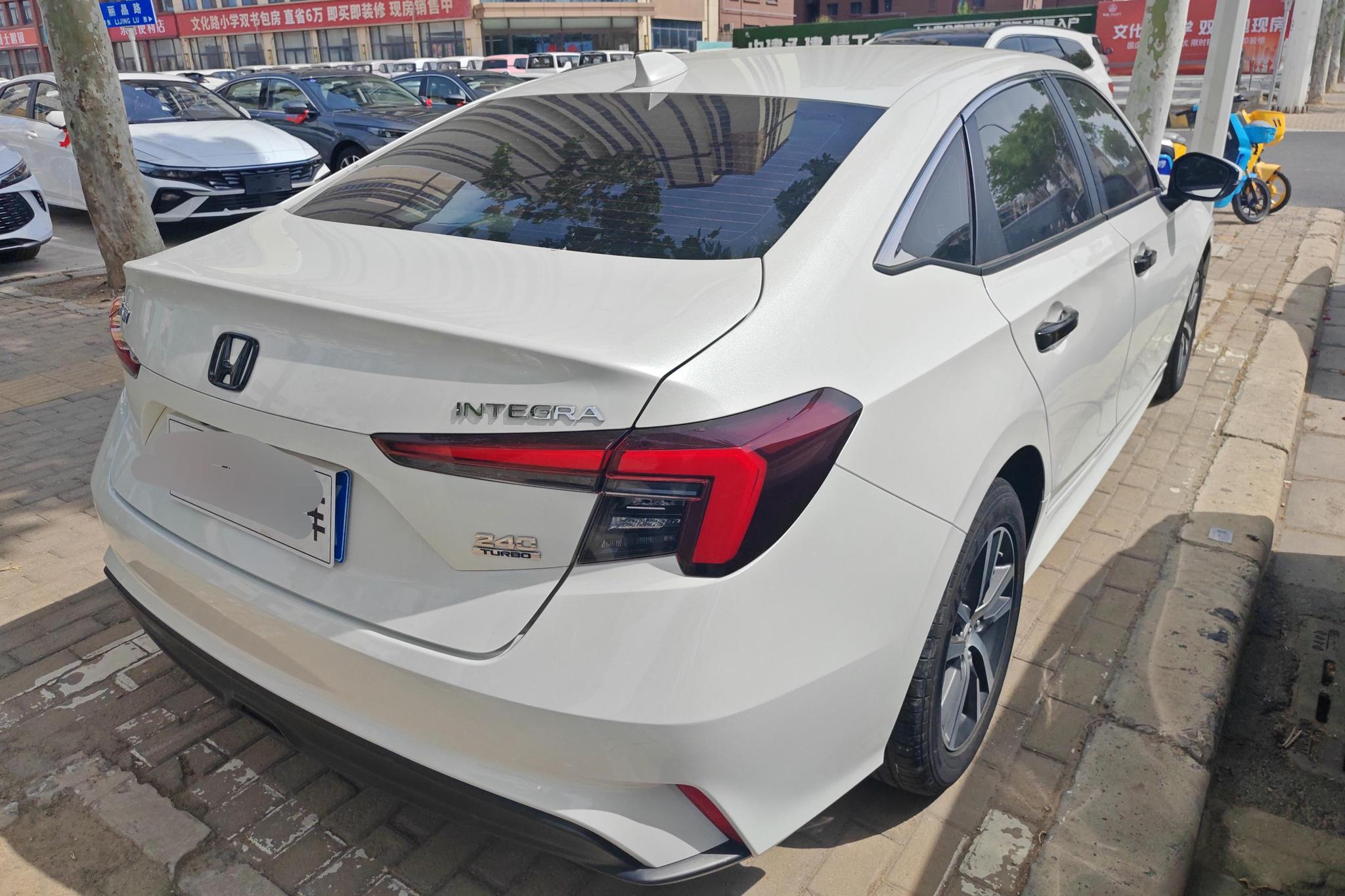 Honda Integra 2023 240TURBO CVT Lead