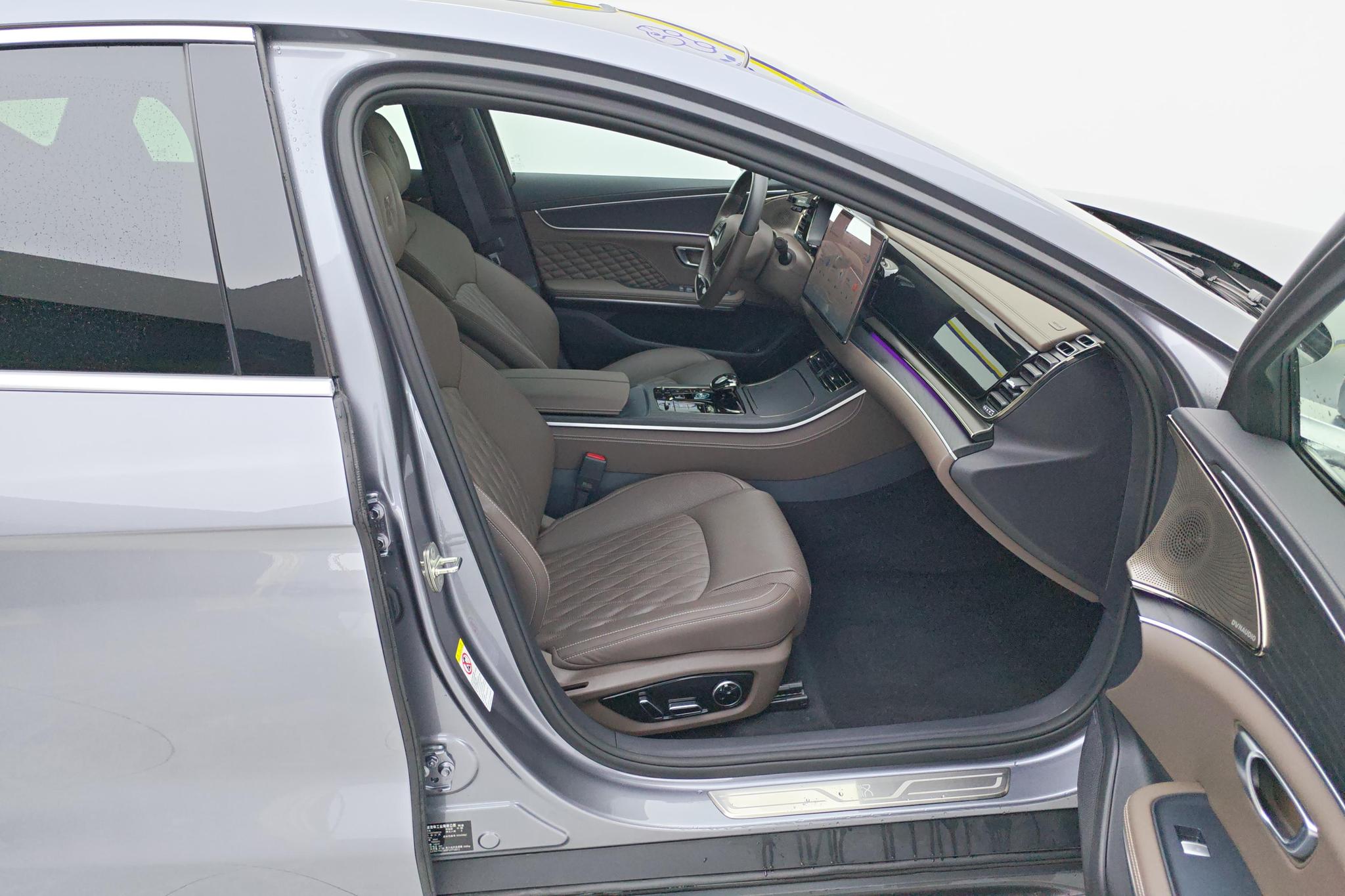 BYD Han DM 2023 DM-i Champion 121KM Premium