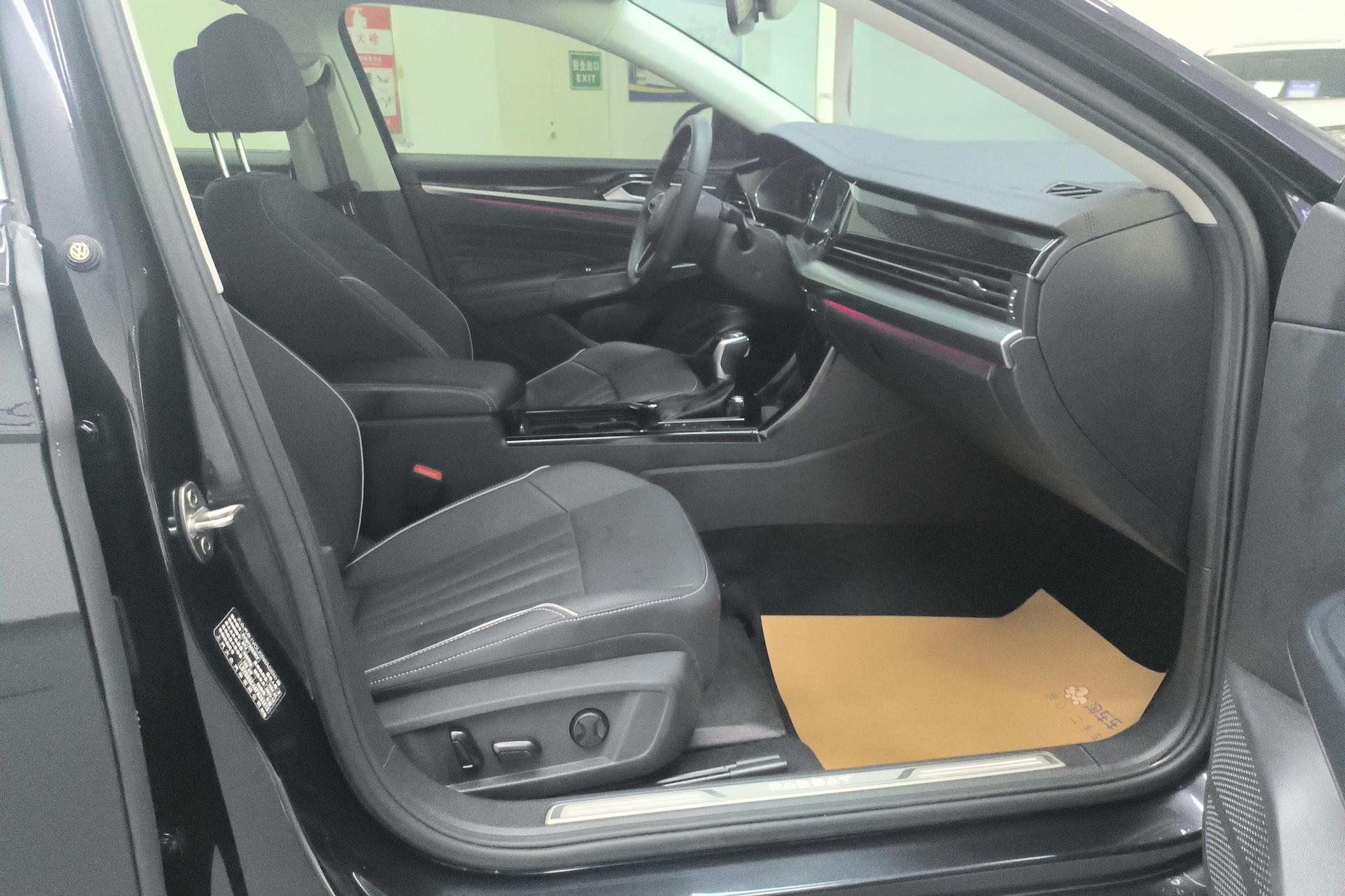 Volkswagen Passat 2024 380TSI Luxury