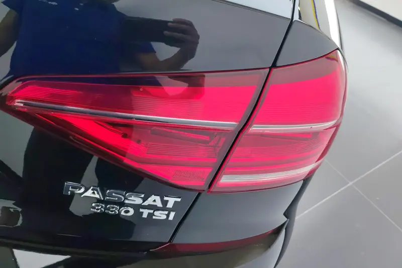 Volkswagen Passat — фото 5