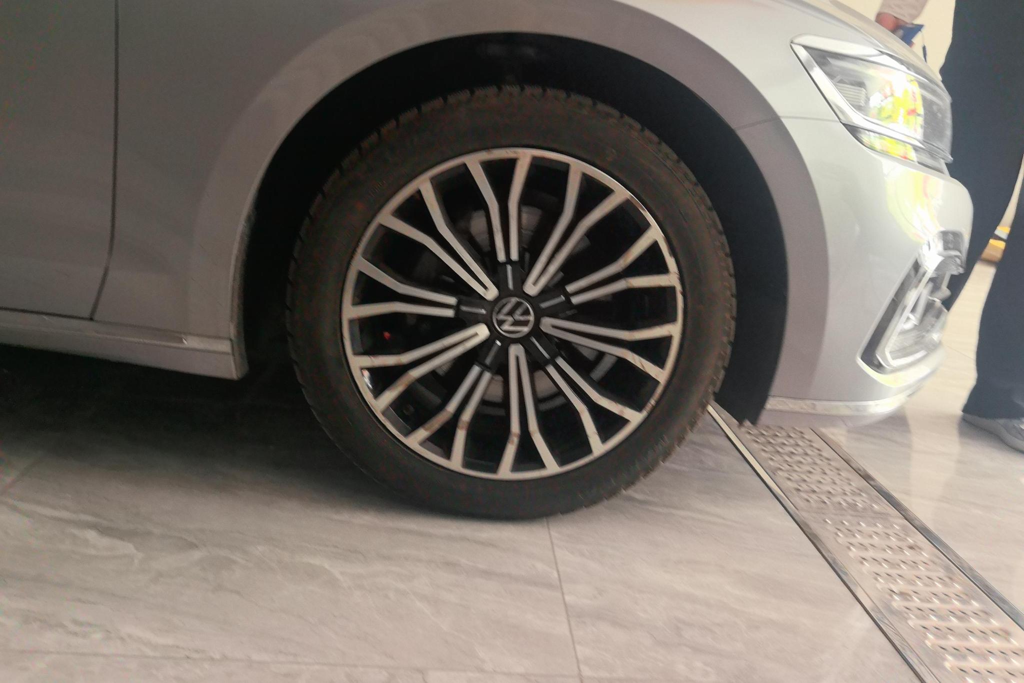 Volkswagen Phideon 2021 380TSI Luxury