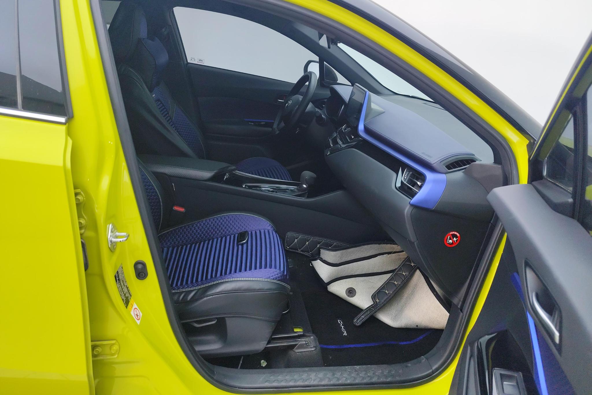 Toyota C-HR 2018 2.0L Lead VI