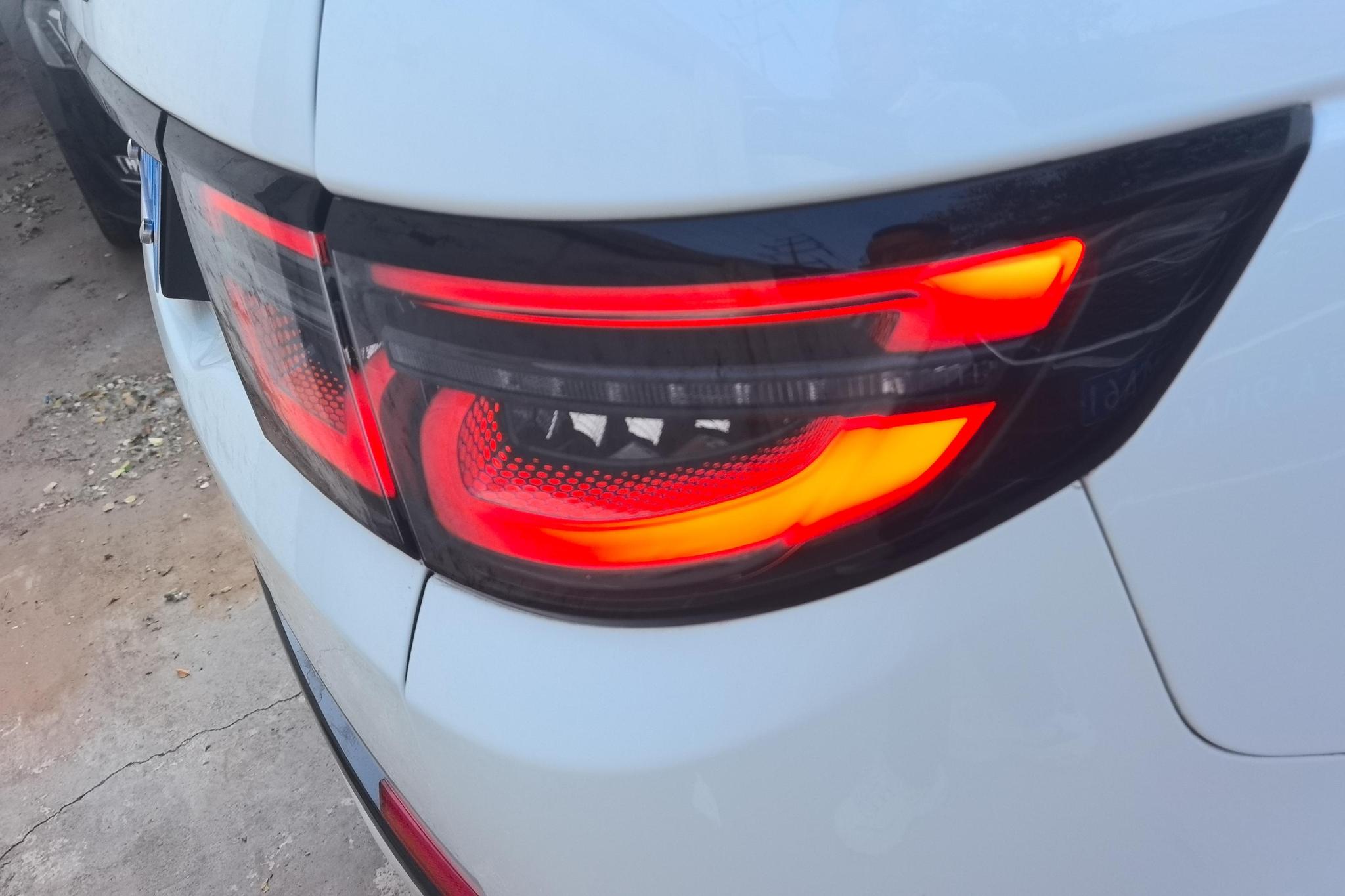 Land Rover Discovery Sport Sport 2022 249PS R-Dynamic SE 5 мест