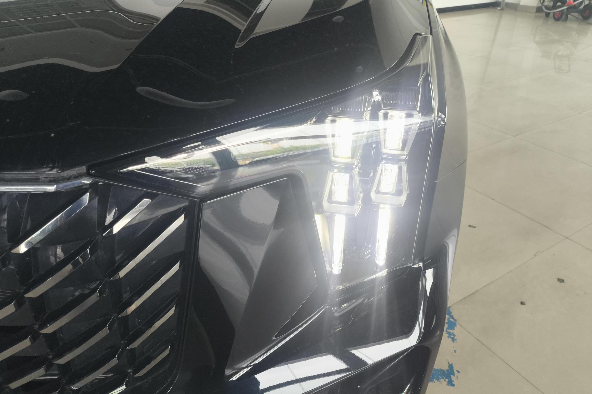 GAC GS8 2024 2.0TGDI Luxury Smart Connect