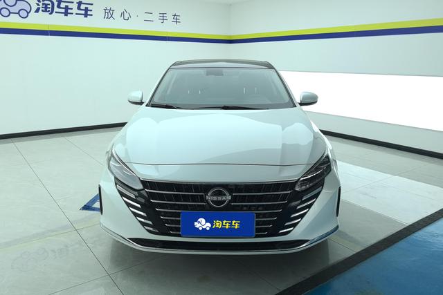 Nissan Teana 2022 2.0 L XL-TLS — фото 2