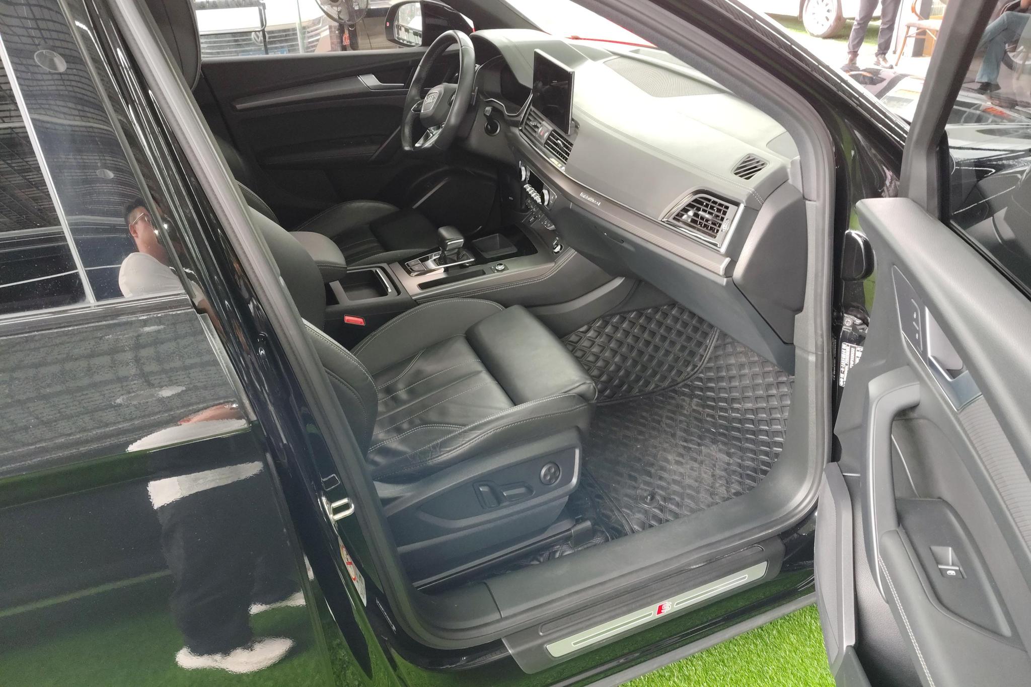 Audi Q5L Sportback 2023 40 TFSI Sport