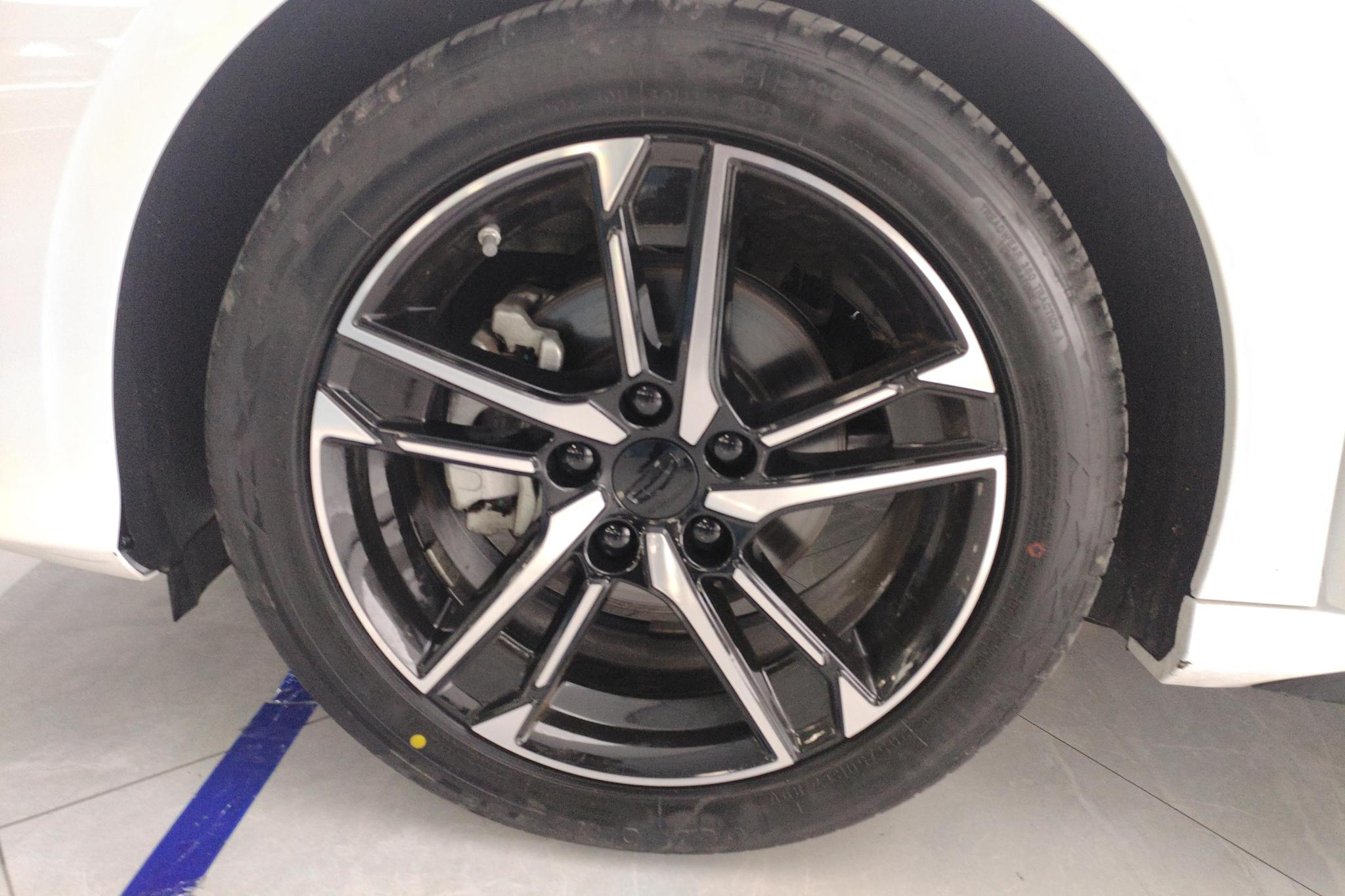 Geely Binrui 2024 COOL 1.5T DCT Champion