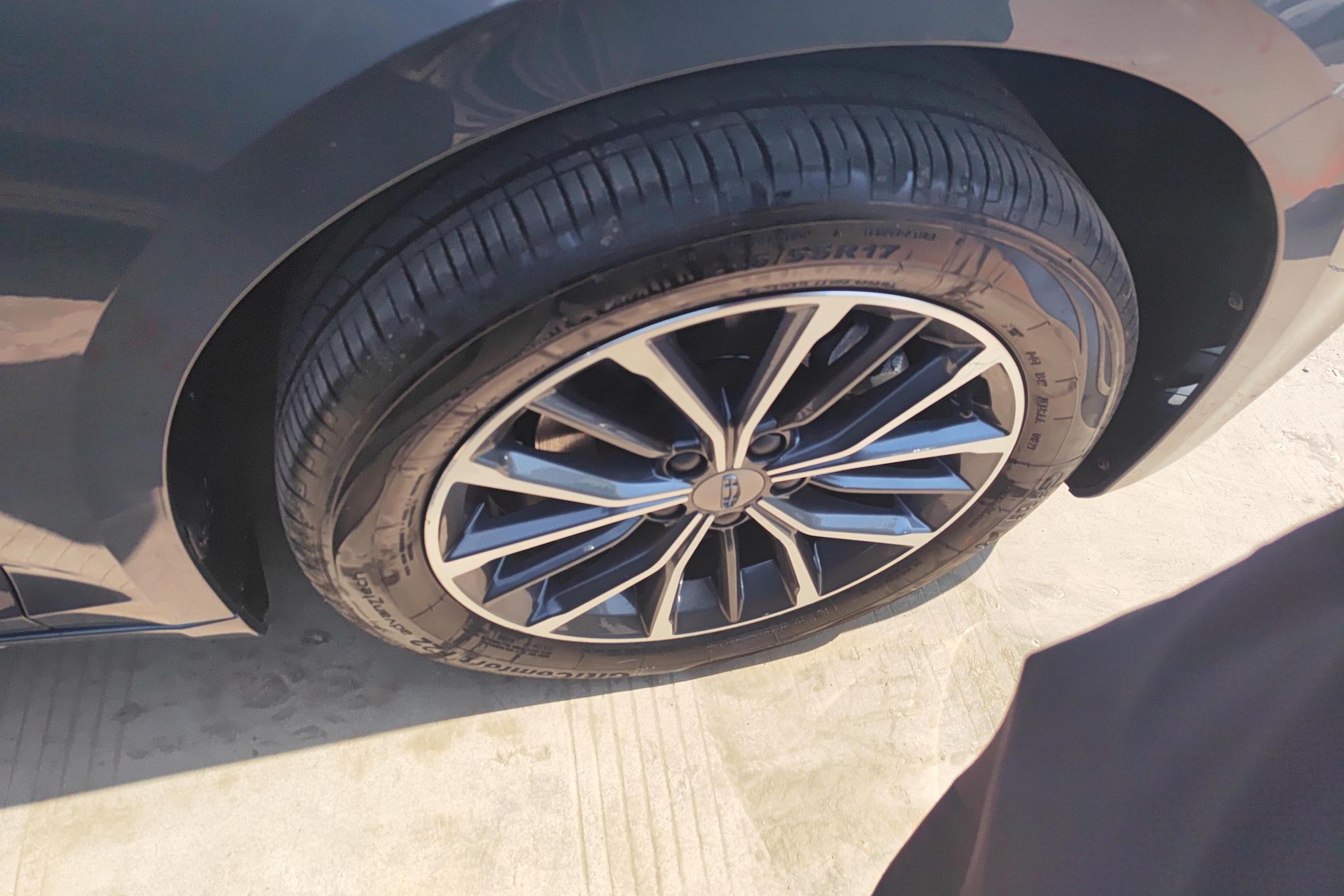 Geely Preface 2021 2.0T Luxury +
