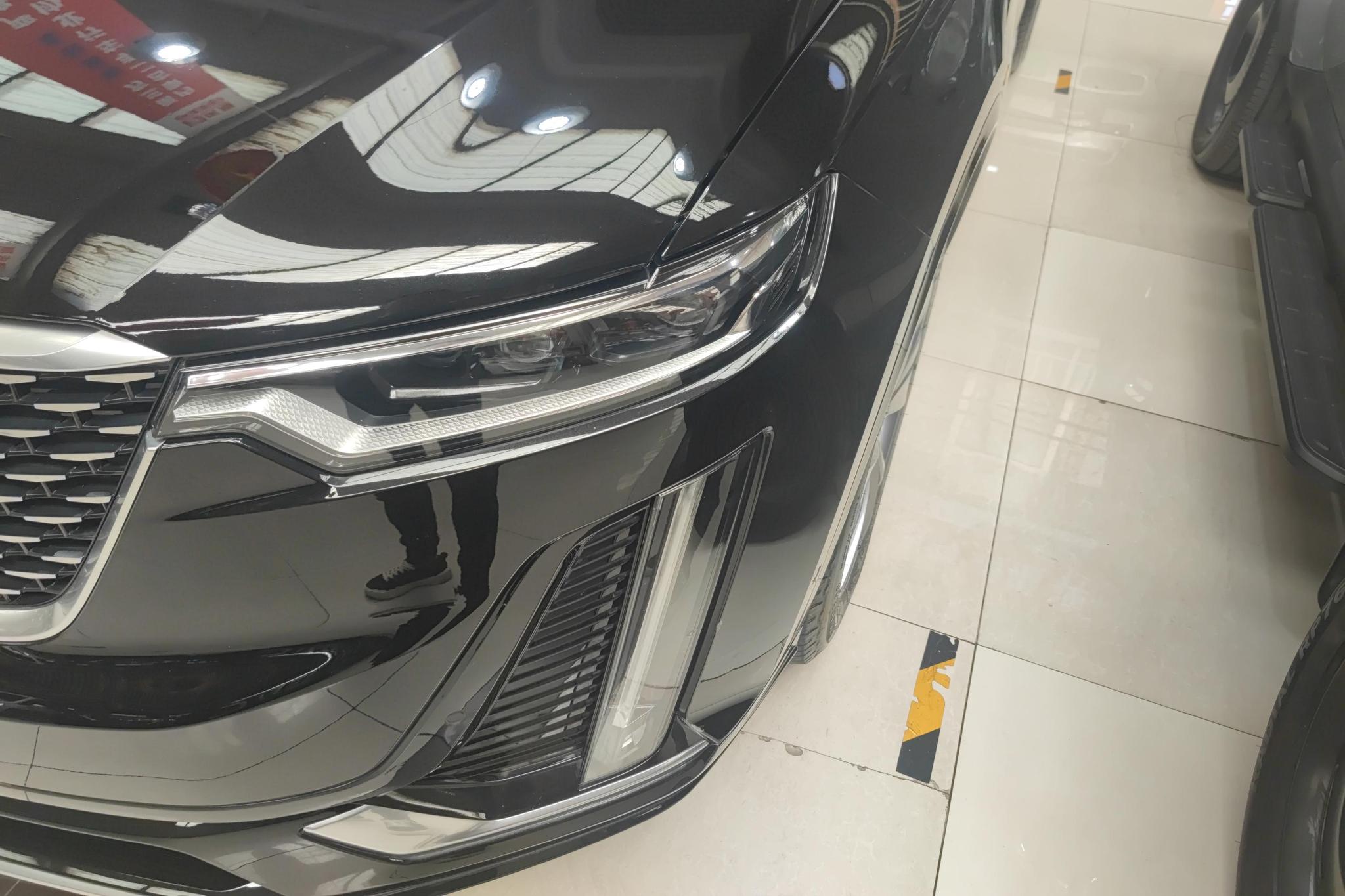 Cadillac XT6 2020 28T мест Luxury