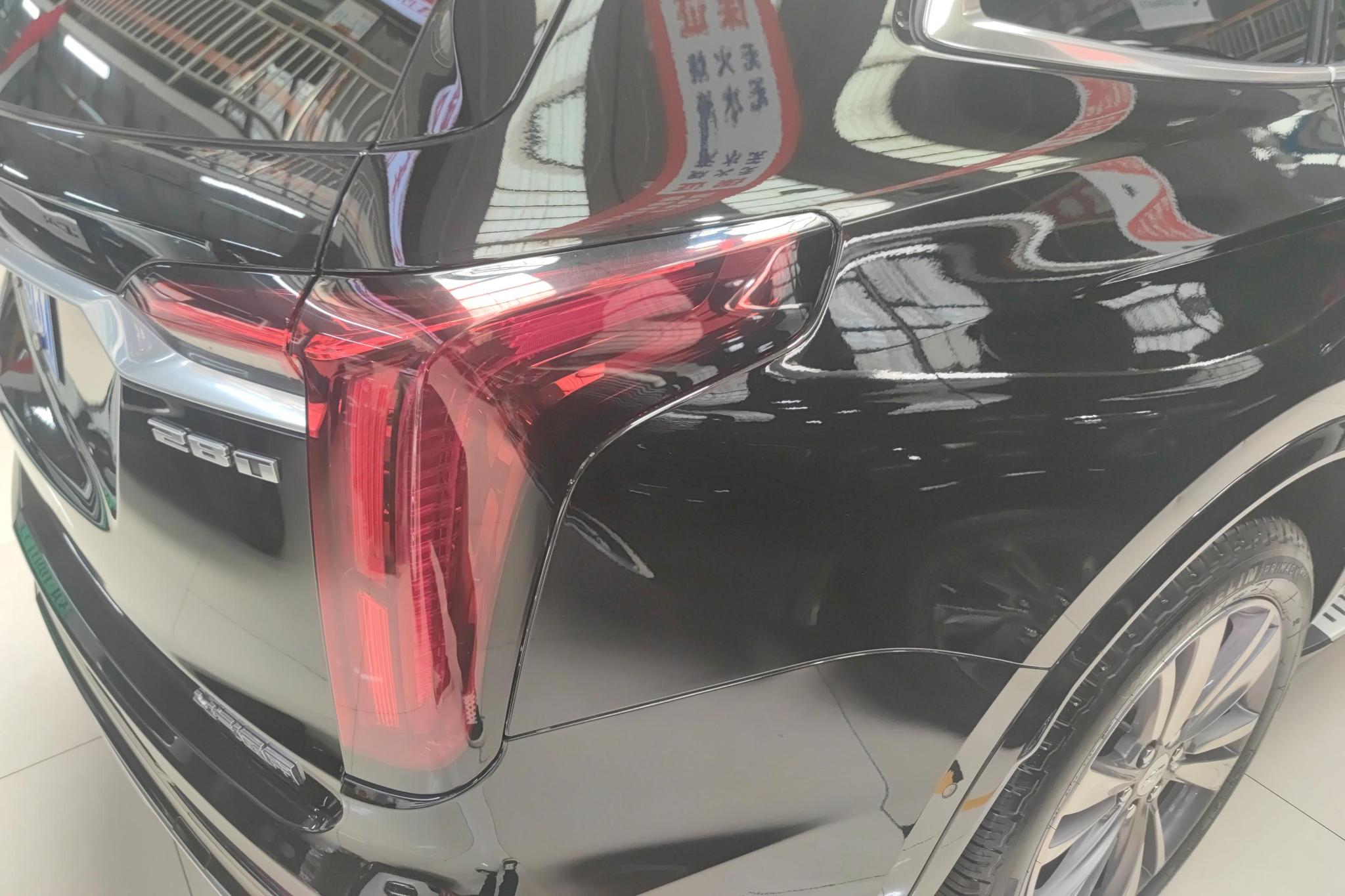 Cadillac XT6 2020 28T мест Luxury