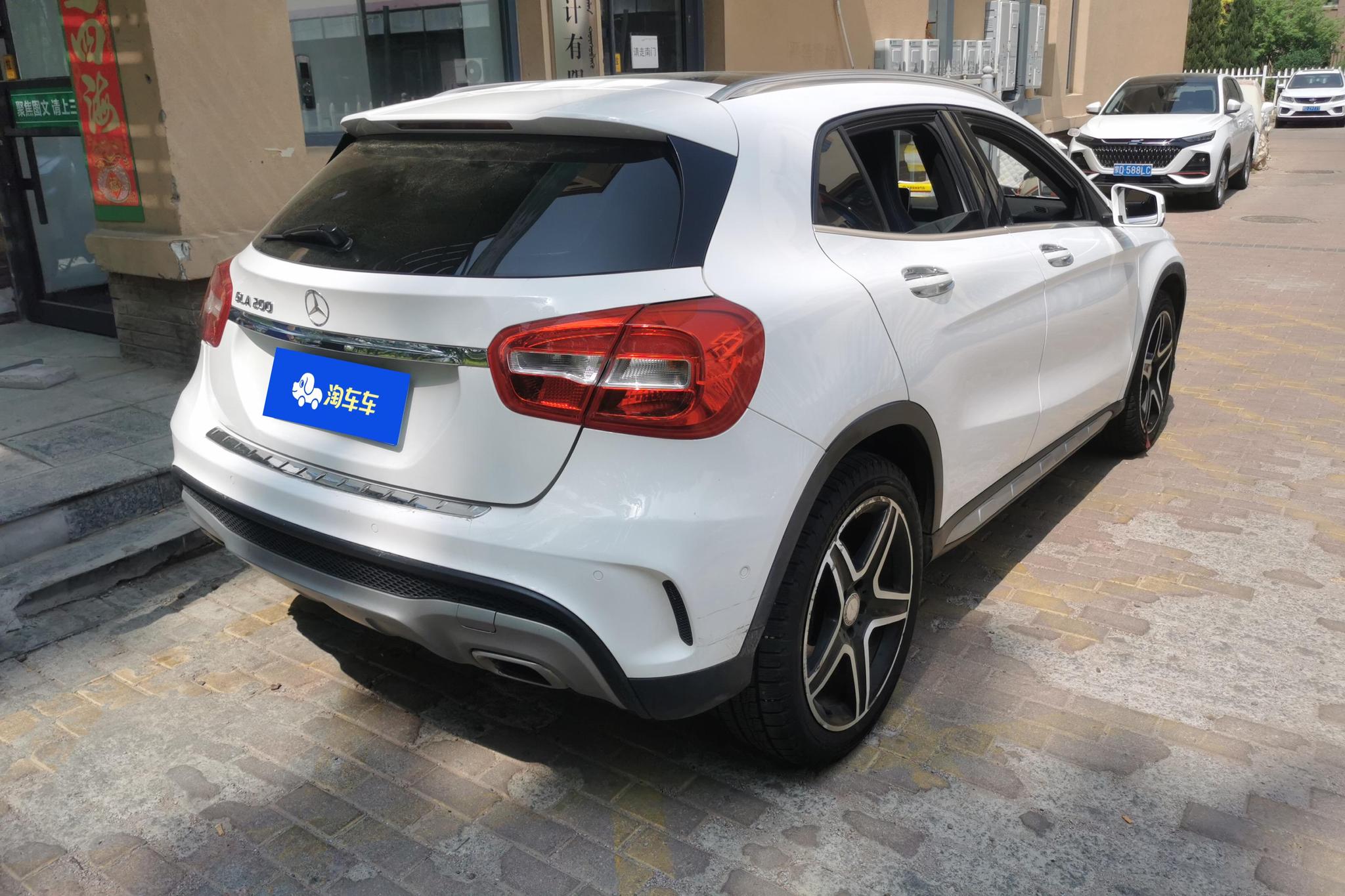 Mercedes-Benz GLA 2017 GLA 200 Fashion
