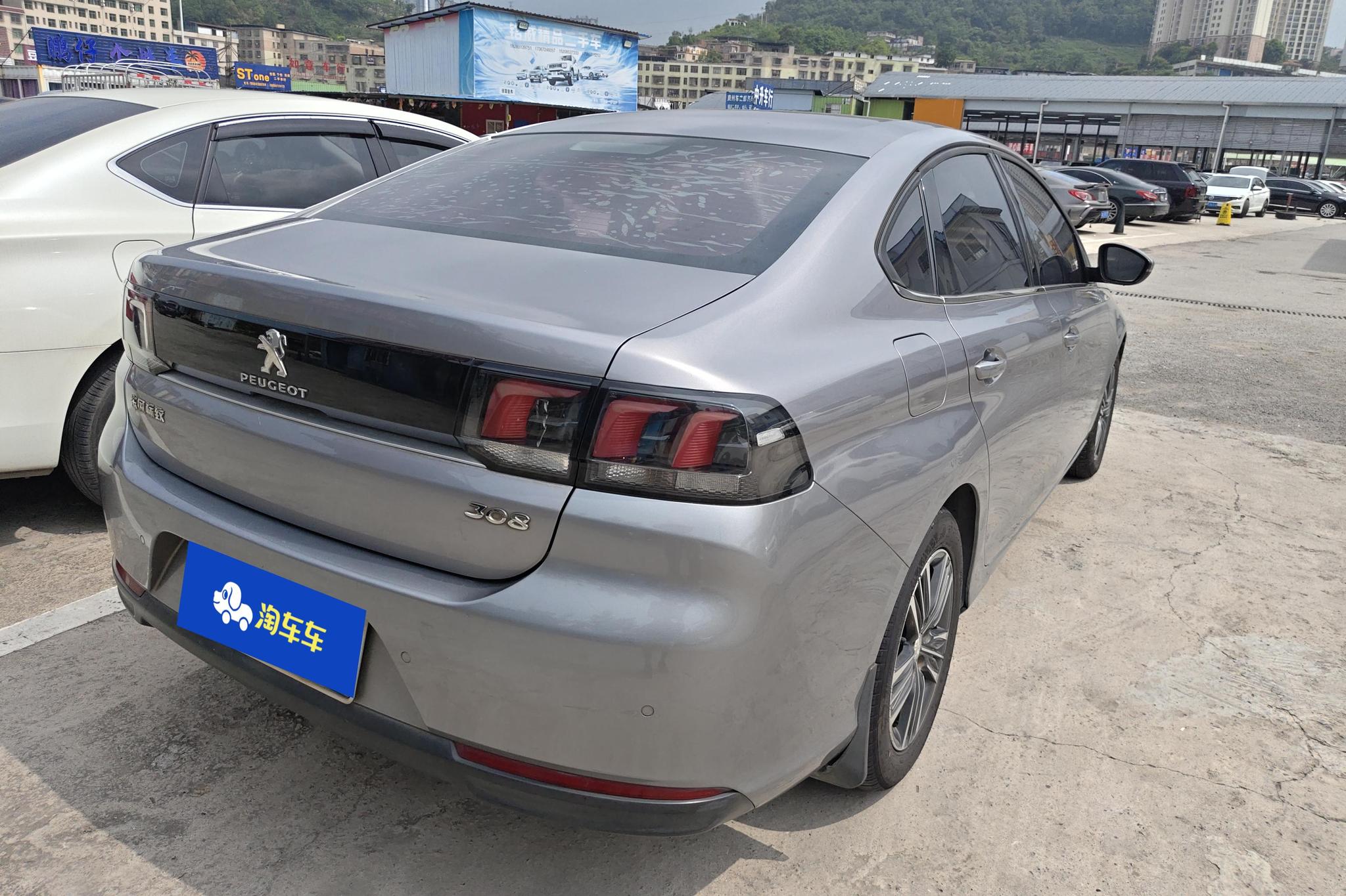 Peugeot 308 2018 1.6L AT Luxury