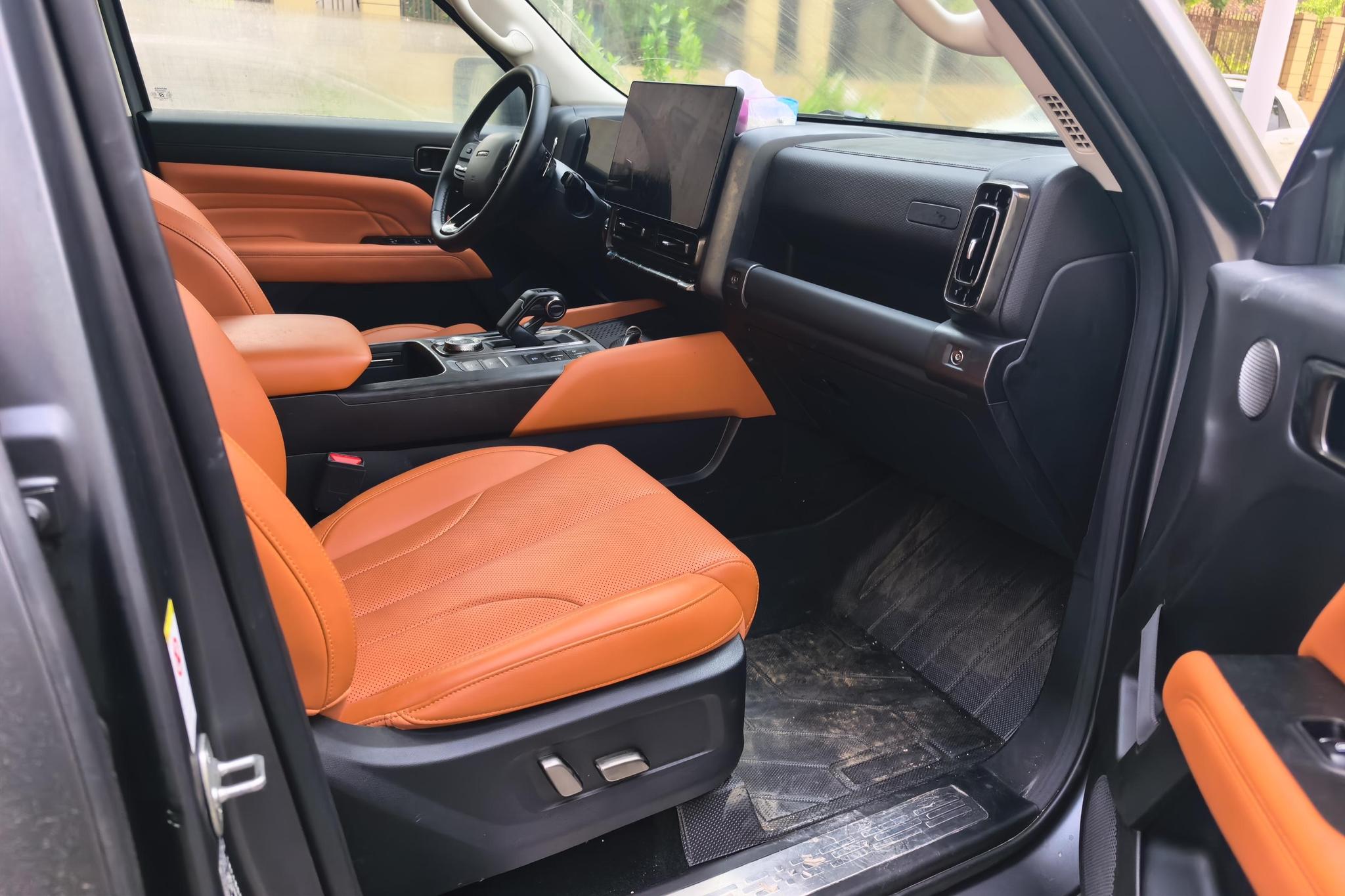 Haval H9 2024 2.0T 5 мест