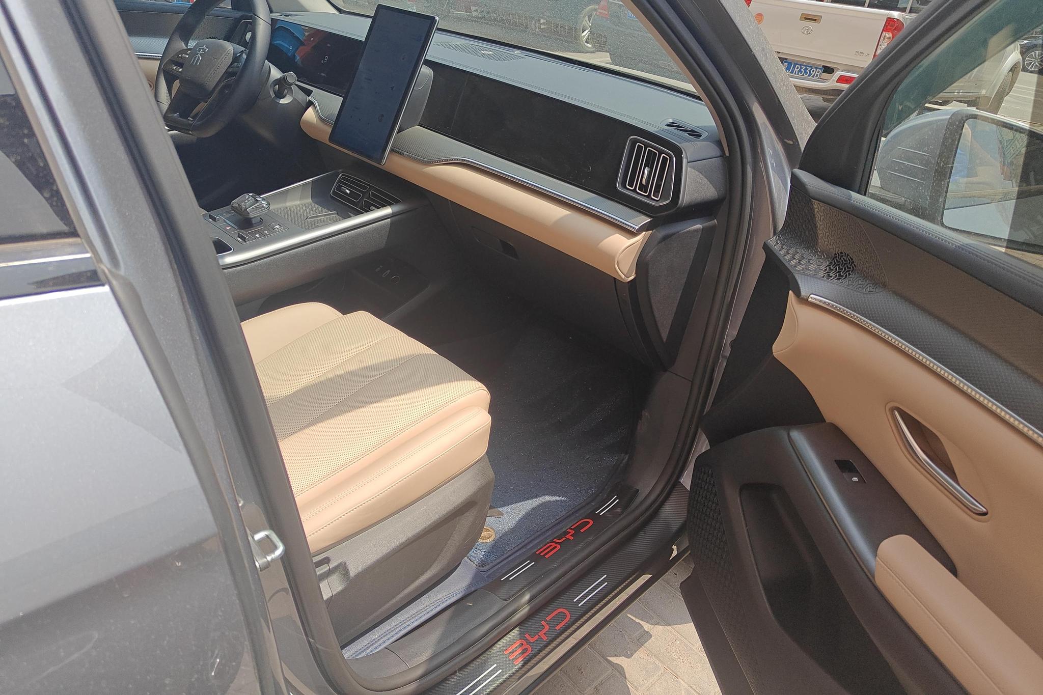 BYD Song Pro DM Pro DM 2025 Smart Drive DM-i 75KM Lead