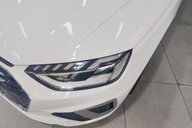 Audi A4L 2022 Белый из Китая, фото 2