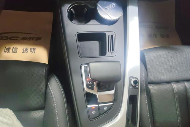 Audi A4L id 4320987 из Китая 8