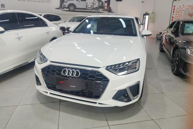 Audi A4L id 4320987 из Китая 12
